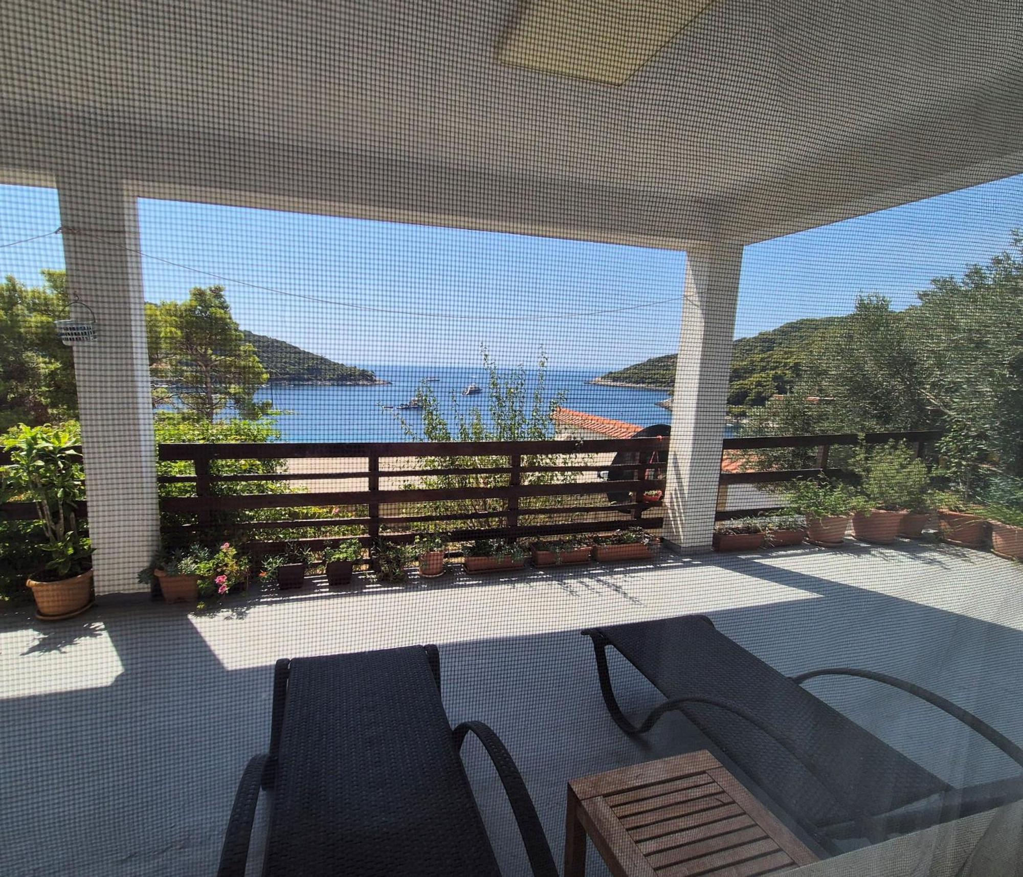 Apartment Kristic - Saplunara, Mljet Babino Polje Exterior photo